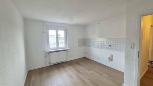 Küche - 2 Zimmer Etagenwohnung zur Miete in Singen (Hohentwiel)