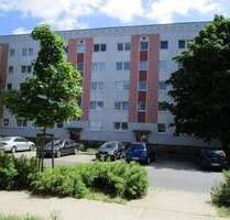 R.-Koch-Straße 32, Park Ihlenpool, renovierte 4-Zi-WE. im 4. OG - Neubrandenburg Oststadt