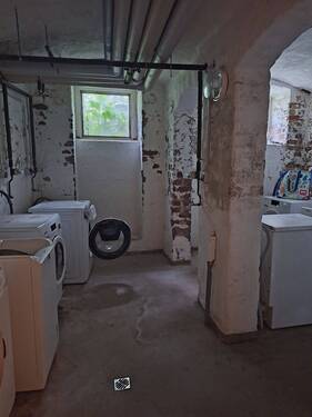 Waschmaschinenkeller - 