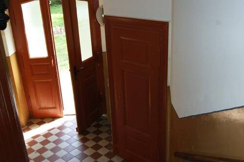 Treppenhaus EG - Mehrfamilienhaus, Wohnhaus mit 779,10 m&sup2; in Leipzig zum Kaufen