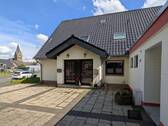 Hauseingänge - 1 Zimmer Mehrfamilienhaus, Wohnhaus in Bergheim