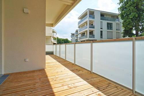 Balkon 2 - 5 Zimmer Etagenwohnung zur Miete in Dresden