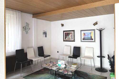 Wartebereich Praxis EG - 