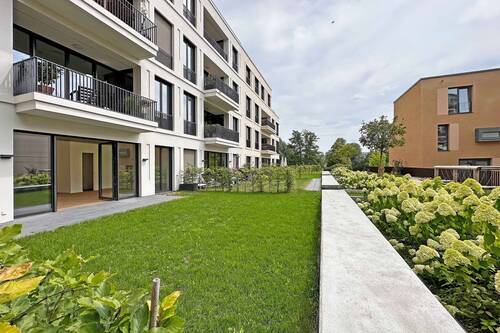 4-Zimmer Gartenwohnung nahe Barberini Museum - 