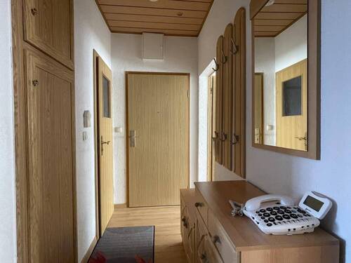 Flur - 3 Zimmer Etagenwohnung zur Miete in Bad Lobenstein