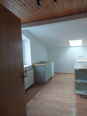 20240627_144602.jpg - Teuditzer Weg 7 GODDULA - großzügige Zweiraumwohnung mit Einbauküche