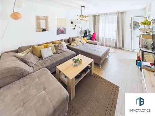Wohnzimmer - 2 Zimmer Etagenwohnung zum Kaufen in Bad Kreuznach