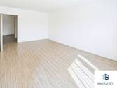 Wohnzimmer (KI-geräumt) - Etagenwohnung mit 57,00 m&sup2; in Bad Kreuznach zum Kaufen