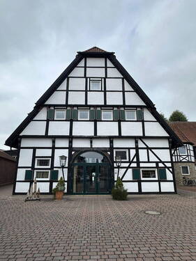 Frontansicht Osten - LadenlokalBüroPraxis - 2.955,00 EUR Kaltmiete,