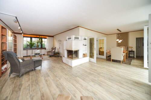 Wohnen - 1 Zimmer Mehrfamilienhaus, Wohnhaus in Hagen