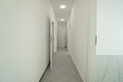 Flur - Büro mit 15,00 m&sup2; in Düsseldorf zur Miete