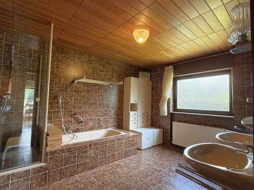 Badezimmer - OG - 