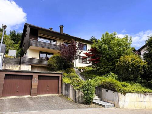 Hausansicht - BILFINGEN - Solides Einfamilienhaus in herrlicher Aussichtslage