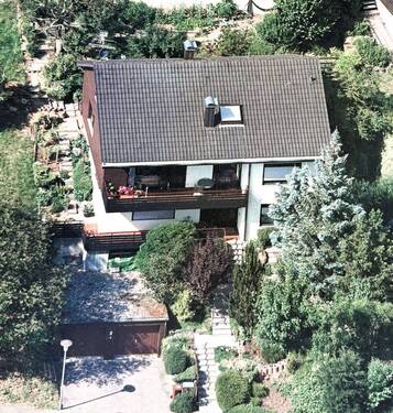 Hausansicht von oben - 6 Zimmer Einfamilienhaus zum Kaufen in Kämpfelbach