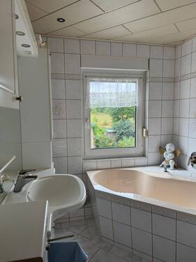 Bad - Reihenhaus mit 114,00 m² in Eisenberg zum Kaufen