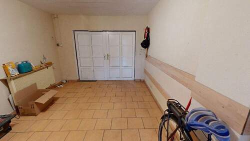 Garage - 