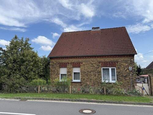 Vorderansicht - 5 Zimmer Einfamilienhaus zum Kaufen in Lutherstadt Wittenberg