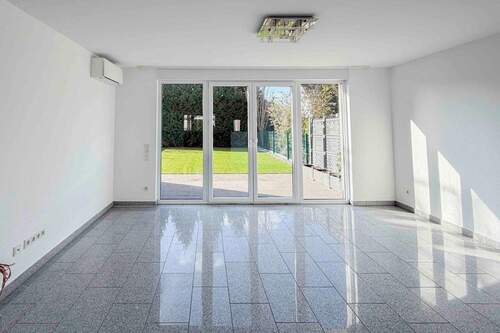 Wohnzimmer(1) - Einfamilienhaus in Köln zum Kaufen