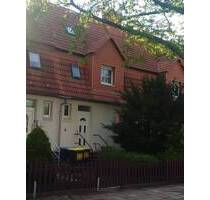 teilsaniertes Reihenmittelhaus in der Leunaer Gartenstadt