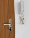 Scanner und Türöffner - 2 Zimmer Etagenwohnung in Coburg
