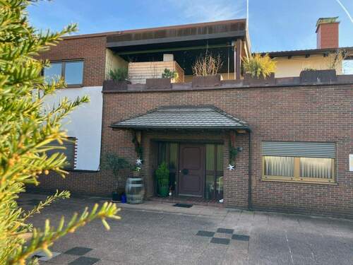 Ansicht - Wohn- und Geschäftshaus - 780.000,00&nbsp;EUR Kaufpreis, ca.&nbsp; 473,00&nbsp;m&sup2;&nbsp;Wohnfl&auml;che