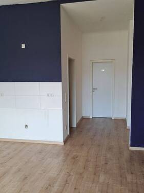 Wohnzimmer Blick Richtung Schlafzimmer - 