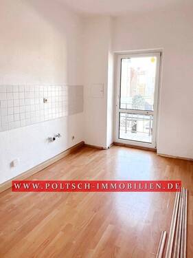 Küche mit Balkon - Etagenwohnung mit 84,00 m&sup2; in Gera zur Miete