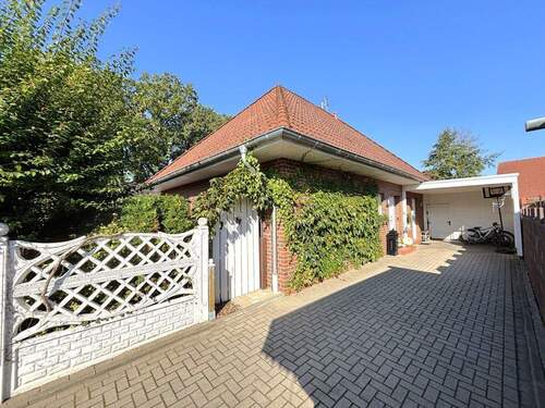 Einfahrt - 4 Zimmer Einfamilienhaus in Dinklage