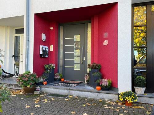 Eingang - 4 Zimmer Einfamilienhaus zum Kaufen in Eschweiler