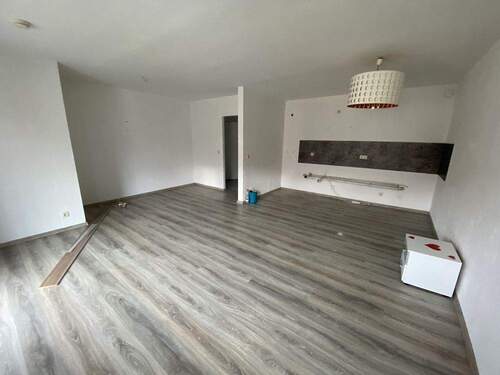 Zimmer_Beispiel - Mehrfamilienhaus, Wohnhaus mit 1,36 m&sup2; in Mühlhausen zum Kaufen