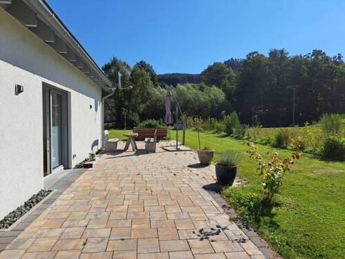Terrasse - Mehrfamilienhaus, Wohnhaus mit 146,00 m² in Schmallenberg zum Kaufen