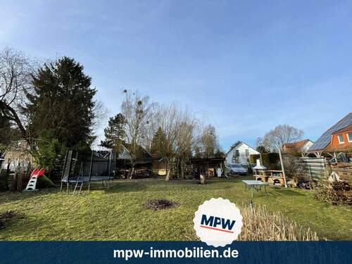 hintere Grundstücksansicht - Grundstück in Eggersdorf