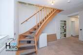 Treppe innerhalb der Wohnung - 