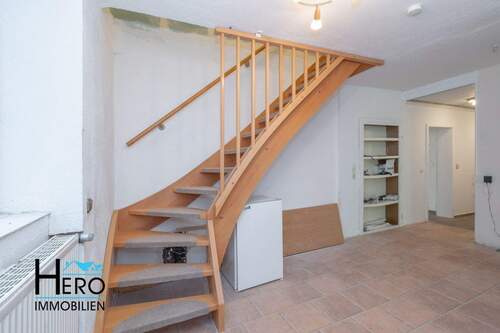 Treppe innerhalb der Wohnung - 