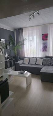 Wohnzimmer EG - 1 Zimmer Mehrfamilienhaus, Wohnhaus zum Kaufen in Krefeld