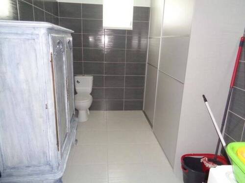 Gäste Wc/ Waschmaschinenraum+gr.Schrank - 