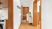Flur 1 - Etagenwohnung mit 55,00 m² in Stuttgart zum Kaufen