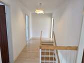 Flur 1. Stock - 