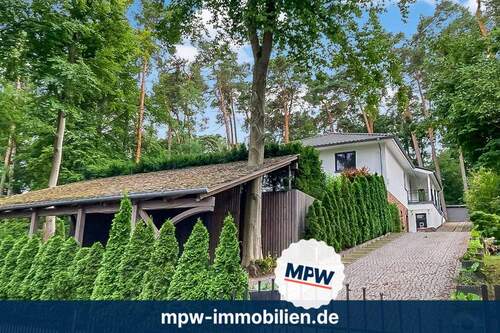 Hausansicht - Exklusive Etagenwohnung mit ca. 600 m² Gartenanteil - vermietetes Objekt in ruhiger Lage