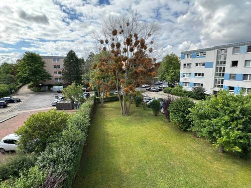 Aussicht Loggia - 3 Zimmer Etagenwohnung in Hildesheim