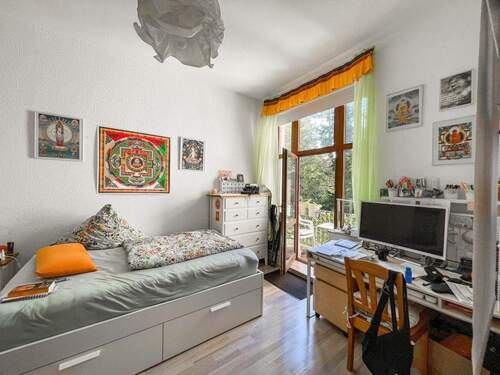 Zimmer - Wohnung 1. OG - 