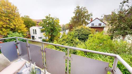 BALKON MIT WEITBLICK - 