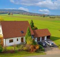 Einfamilienhaus in Buchau bei Mainleus - viel Platz, viel Ruhe, Weitblick ins Grüne - Mainleus / Buchau