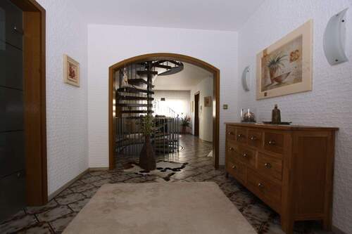 Bild 4 - Einfamilienhaus mit 213,70 m&sup2; in Friedberg zum Kaufen