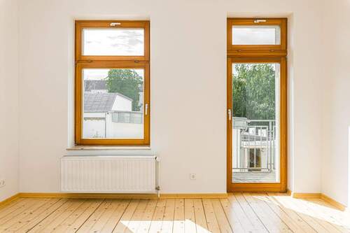 Wohnzimmer - 2 Zimmer Etagenwohnung zum Kaufen in Leipzig