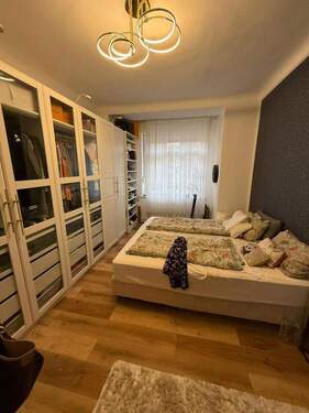 Bild 3 - 4 Zimmer Etagenwohnung in Berlin