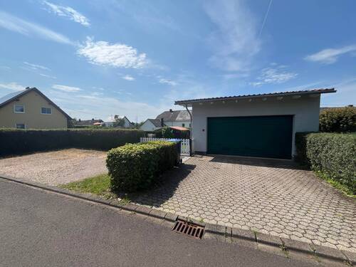 Garage - Reihenmittelhaus mit 230,00 m² in Hermeskeil zum Kaufen