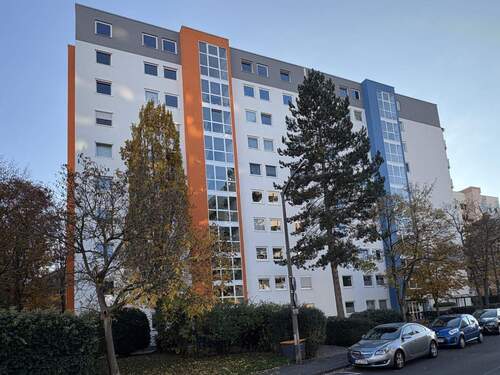 Wohnanlage_Straßenansicht - 