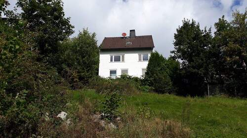 Gartenansicht - Kleines Einfamilienhaus mit sehr großem Garten in Lüdenscheid - Stüttinghausen