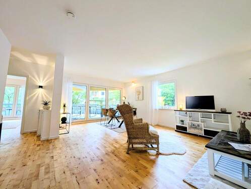 Wohn-Essbereich - 2 Zimmer Etagenwohnung in Kassel